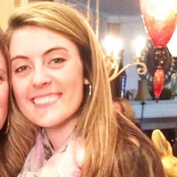 Meet your Posher, Allison - Picture 1 of 1